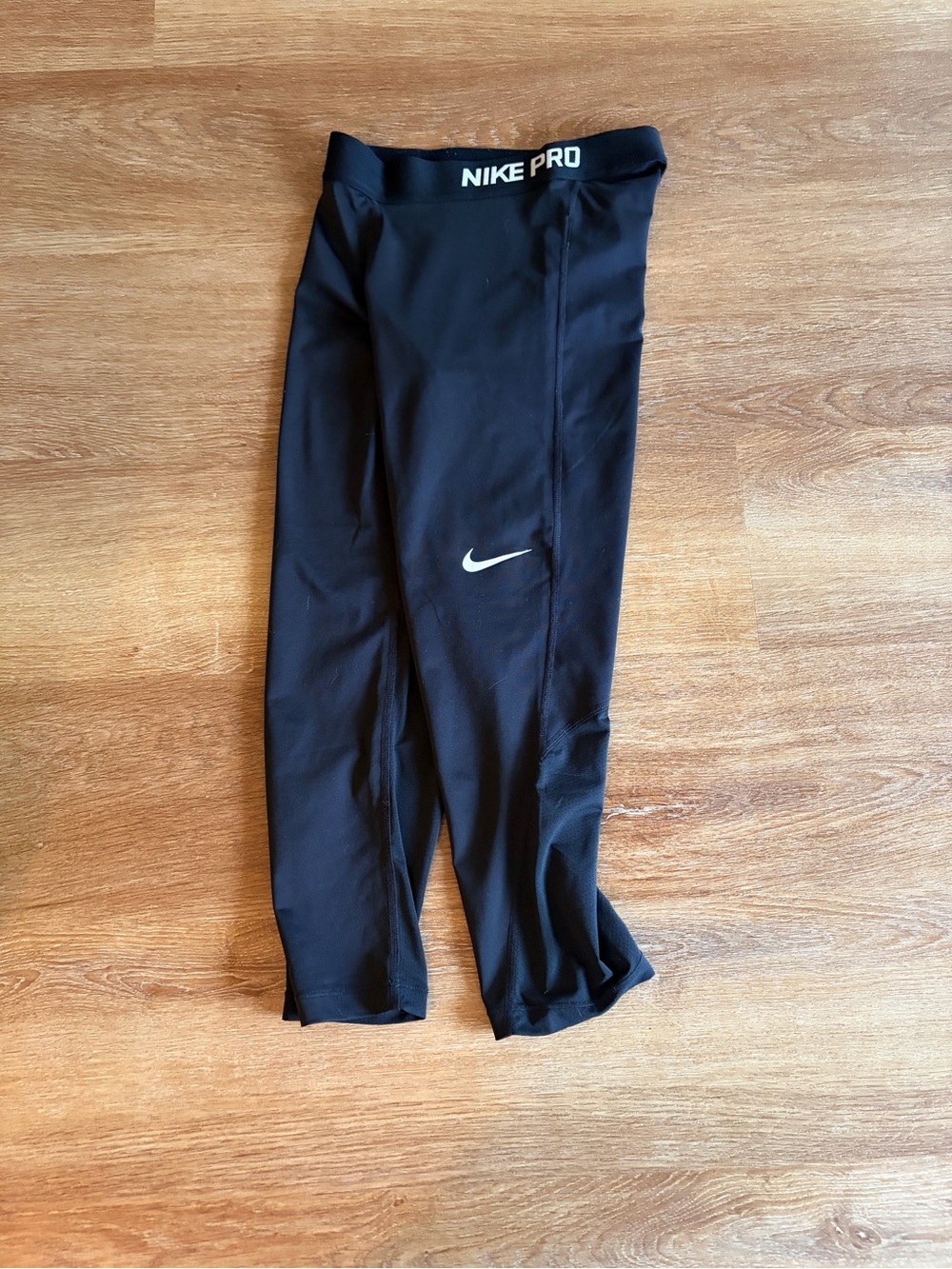 Nike Pro Black Women's Dri-fit Compression Capri Pants